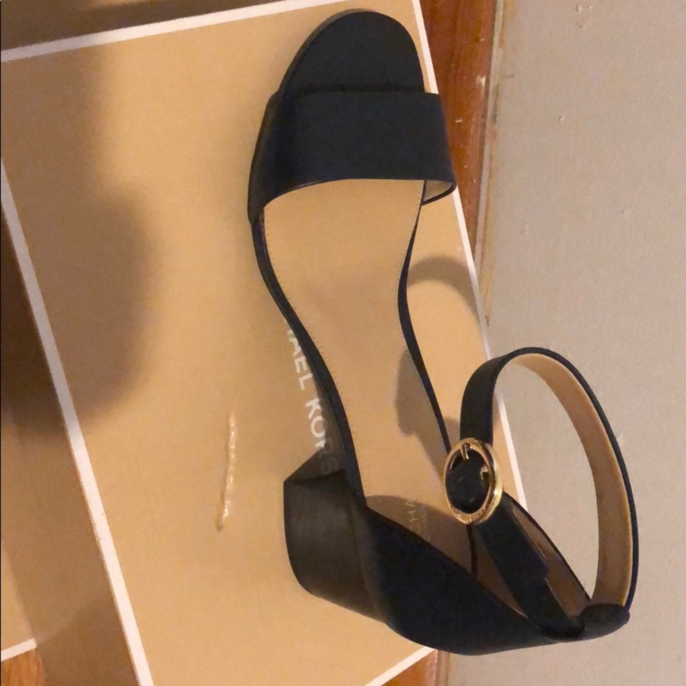 Michael Kors Sandles
